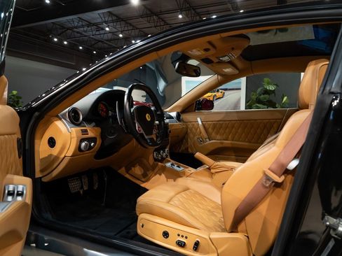 Used 2009 Ferrari 612 Scaglietti image 25