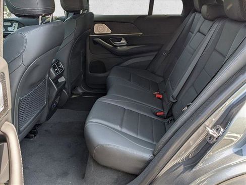 Certified 2025 Mercedes-Benz GLE 450 4MATIC image 17