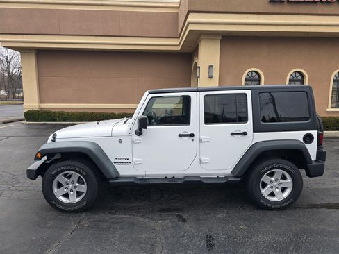 Used 2014 Jeep Wrangler Unlimited Sport w/ Quick Order Package 24S image 14