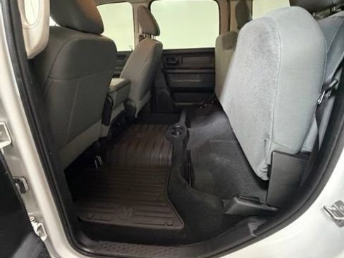 Used 2017 RAM 2500 Tradesman w/ Chrome Appearance Group AWD/4WD image 23