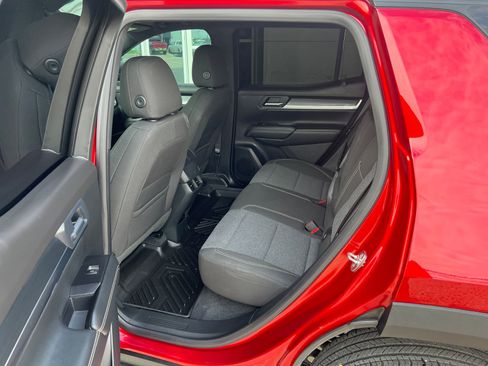 Used 2026 GMC Terrain Elevation w/ Technology Package II FWD image 11