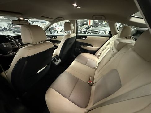 Used 2018 Honda Clarity Plug-In Hybrid image 19