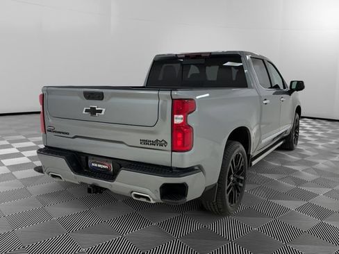 Certified 2026 Chevrolet Silverado 1500 High Country AWD/4WD image 5