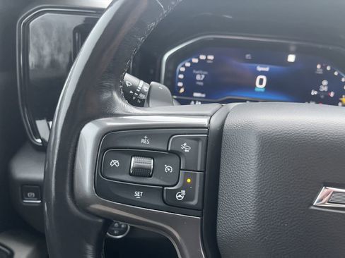 Used 2022 Chevrolet Silverado 1500 ZR2 w/ Technology Package image 25