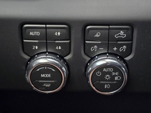 New 2026 GMC Sierra 2500 Denali w/ Denali Reserve Package AWD/4WD image 24