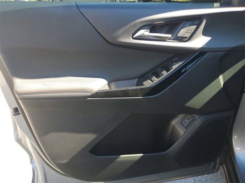 Certified 2026 Chevrolet Equinox RS w/ Convenience Package III image 23