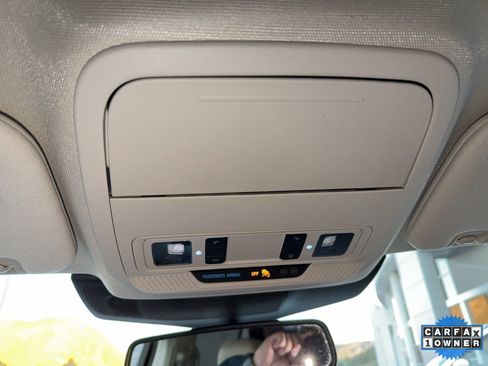 Certified 2024 Ford Explorer Limited image 25