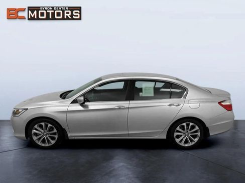 Used 2013 Honda Accord Sport image 3