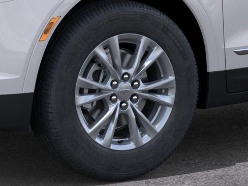New 2026 Cadillac XT5 Luxury w/ LPO, Floor Liner Package FWD image 9