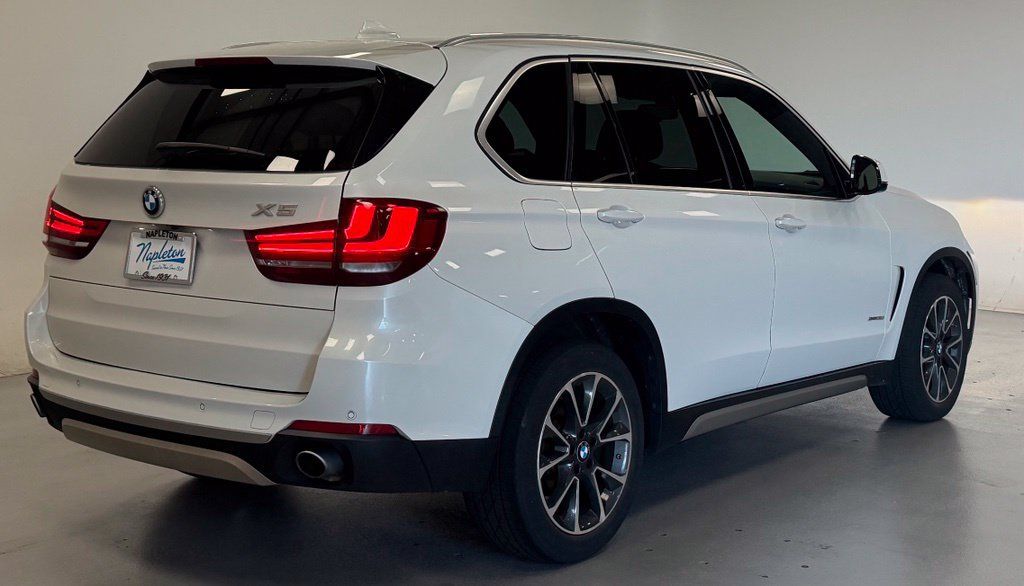 Used 2017 BMW X5 xDrive35i AWD/4WD image 3