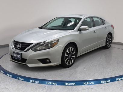 Used 2016 Nissan Altima 2.5 SL w/ 2.5 Technology w/LED Package