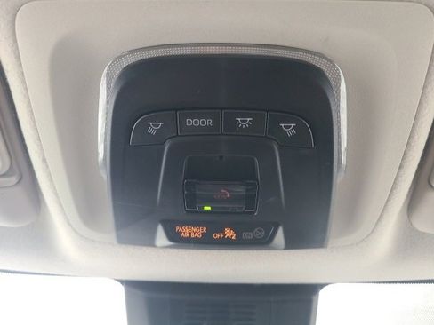 Used 2024 Toyota Corolla LE image 30