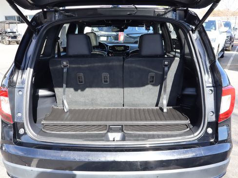 Used 2020 Honda Pilot Black Edition image 39