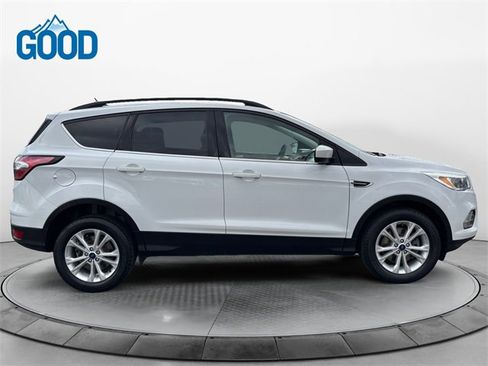 Used 2018 Ford Escape SE w/ SE Sync 3 Package image 6