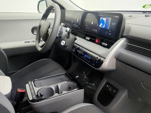 Used 2025 Hyundai Ioniq 5 SE RWD image 34