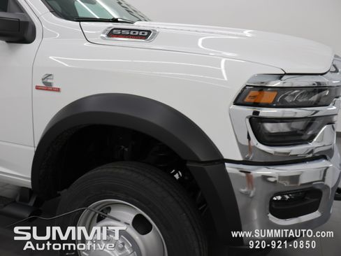 New 2026 RAM 5500 Tradesman w/ Chrome Appearance Group AWD/4WD image 23