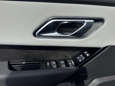 Used 2026 Land Rover Range Rover Velar S AWD/4WD image 20