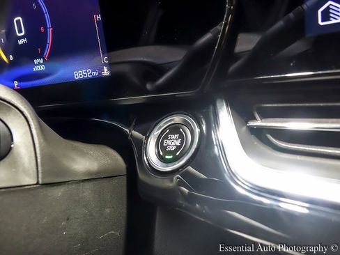 Certified 2025 Chevrolet Trax RS w/ Sunroof Package image 22