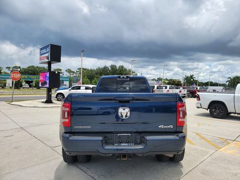 Used 2023 RAM 3500 Big Horn w/ Level 2 Equipment Group AWD/4WD image 4