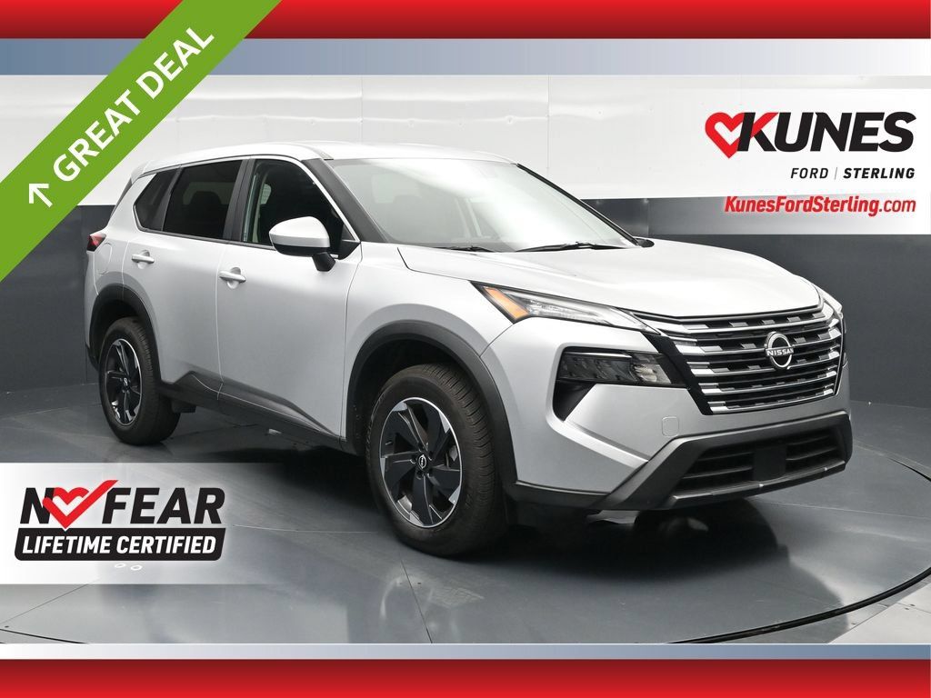 Used 2025 Nissan Rogue SV AWD/4WD image 1
