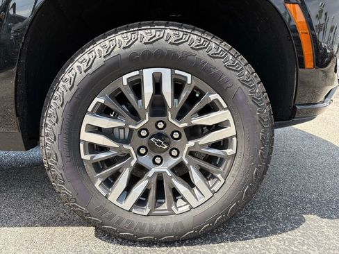 New 2026 Chevrolet Tahoe Z71 AWD/4WD image 10