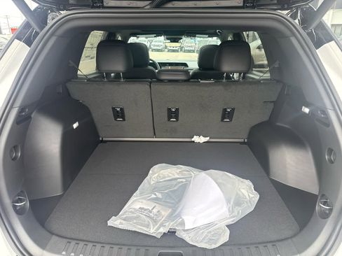 New 2026 GMC Terrain AT4 w/ Technology Package II image 11