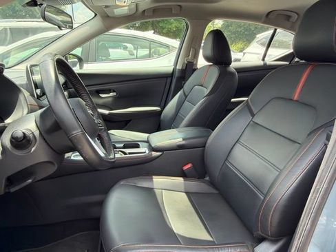 Used 2025 Nissan Sentra SR w/ SR Premium Package FWD image 19