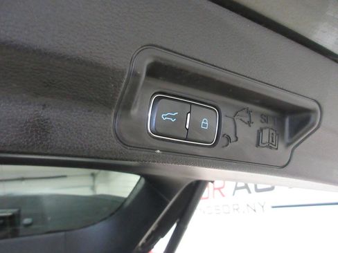 Used 2020 Ford Explorer ST w/ Premium Technology Package image 22