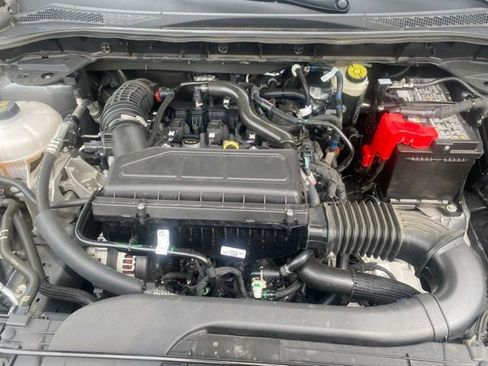 Used 2025 Ford Escape ST-Line FWD image 33
