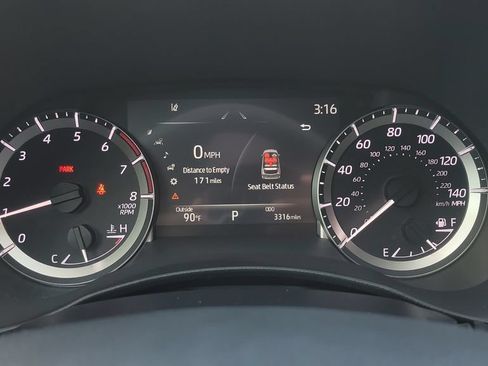 Certified 2023 Toyota Highlander LE FWD image 21
