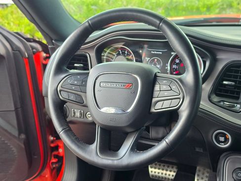 Used 2023 Dodge Challenger SXT w/ Plus Package RWD image 19