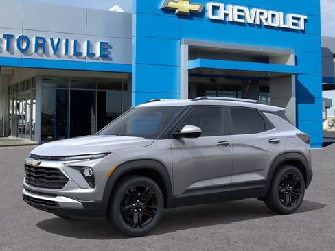 New 2026 Chevrolet TrailBlazer LT w/ Midnight Edition FWD image 2