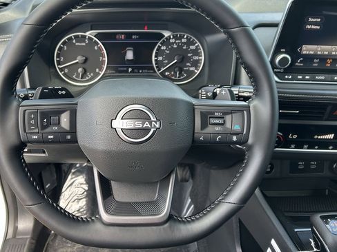 New 2026 Nissan Rogue SV image 27