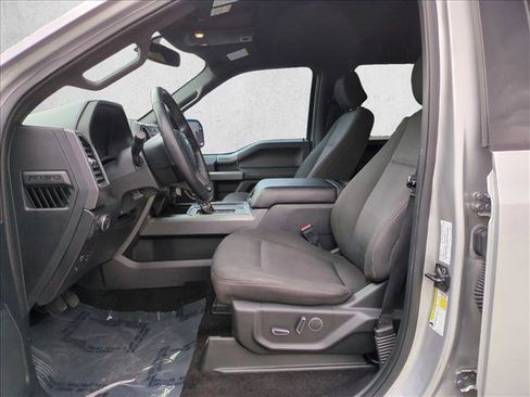Used 2018 Ford F150 XLT w/ Equipment Group 302A Luxury image 15