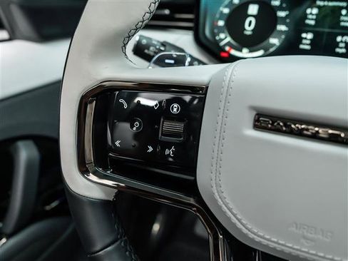 Used 2025 Land Rover Range Rover Sport SV Edition Two image 20