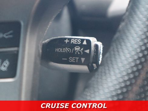 Used 2021 Toyota Tacoma TRD Sport w/ TRD Premium Sport Package AWD/4WD image 17