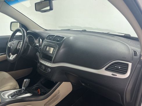 Used 2015 Dodge Journey American Value Package w/ Flexible Seating Group image 25