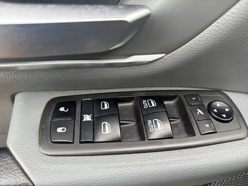 Certified 2021 RAM 1500 Big Horn image 13