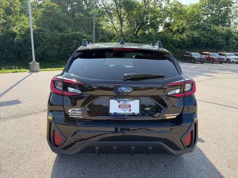 Used 2025 Subaru Crosstrek 2.5i Sport AWD/4WD image 6