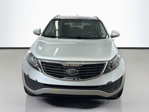 Used 2012 Kia Sportage LX w/ Convenience Pkg FWD image 2