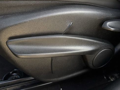 Used 2017 Jeep Renegade Altitude image 25