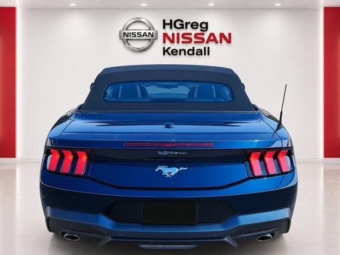 Used 2026 Ford Mustang Premium RWD image 5