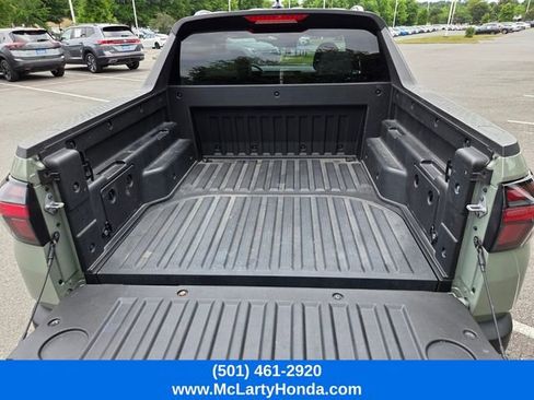 Used 2025 Hyundai Santa Cruz SEL FWD image 8