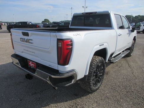 New 2026 GMC Sierra 2500 SLT w/ SLT Premium Package AWD/4WD image 5