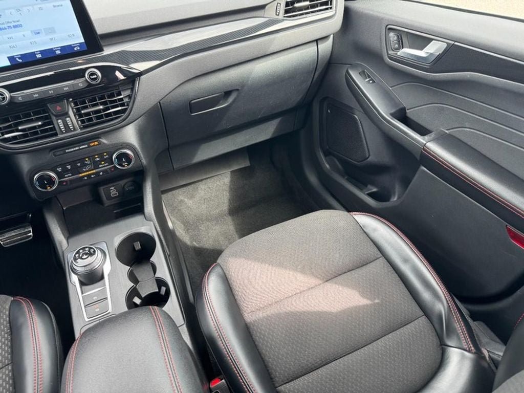 Used 2024 Ford Escape ST-Line AWD/4WD image 15