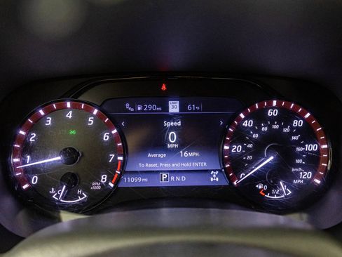 Used 2023 Nissan Frontier PRO-4X w/ Pro Convenience Package AWD/4WD image 34