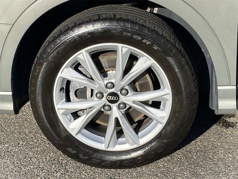 Used 2021 Audi Q3 2.0T Premium w/ Convenience Package image 23
