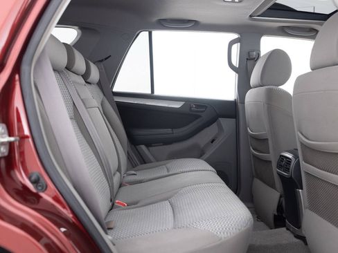 Used 2007 Toyota 4Runner SR5 AWD/4WD image 30