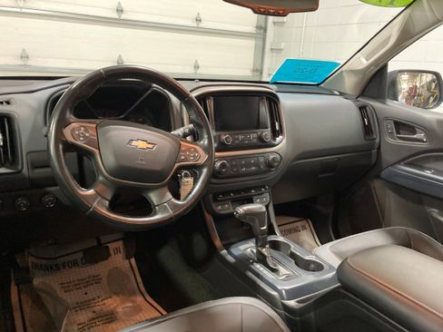 Used 2017 Chevrolet Colorado Z71 image 20