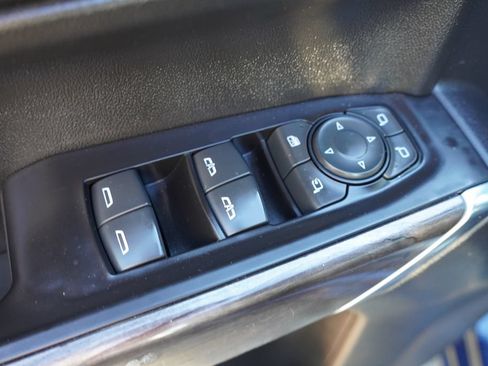 Certified 2019 Chevrolet Silverado 1500 LTZ w/ LTZ Plus Package AWD/4WD image 23